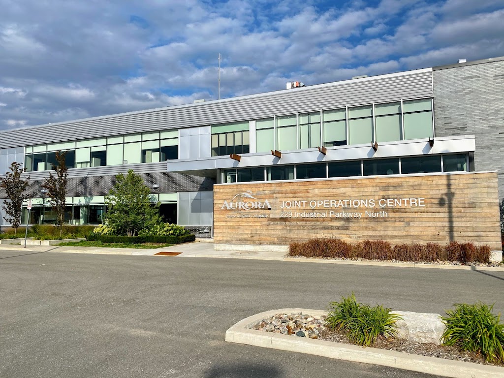 Town of Aurora Joint Operations Centre | 229 Industrial Pkwy N, Aurora, ON L4G 4C4, Canada | Phone: (905) 727-3123