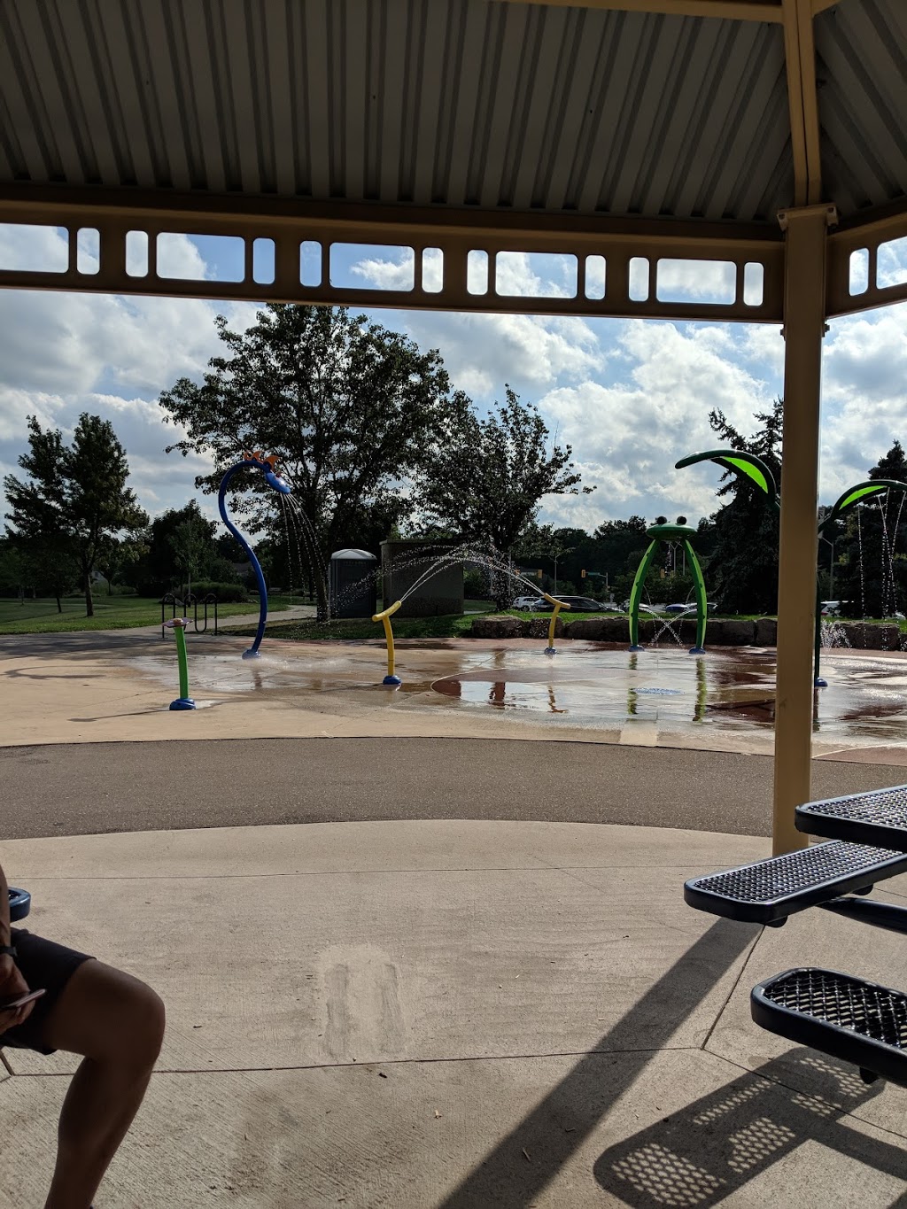 Neyagawa Park | 540 River Glen Blvd, Oakville, ON L6H, Canada | Phone: (905) 845-6601