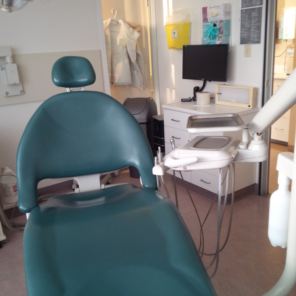 Mid-Main Community Health Centre | 3998 Main St, Vancouver, BC V5V 3P2, Canada | Phone: (604) 873-3602