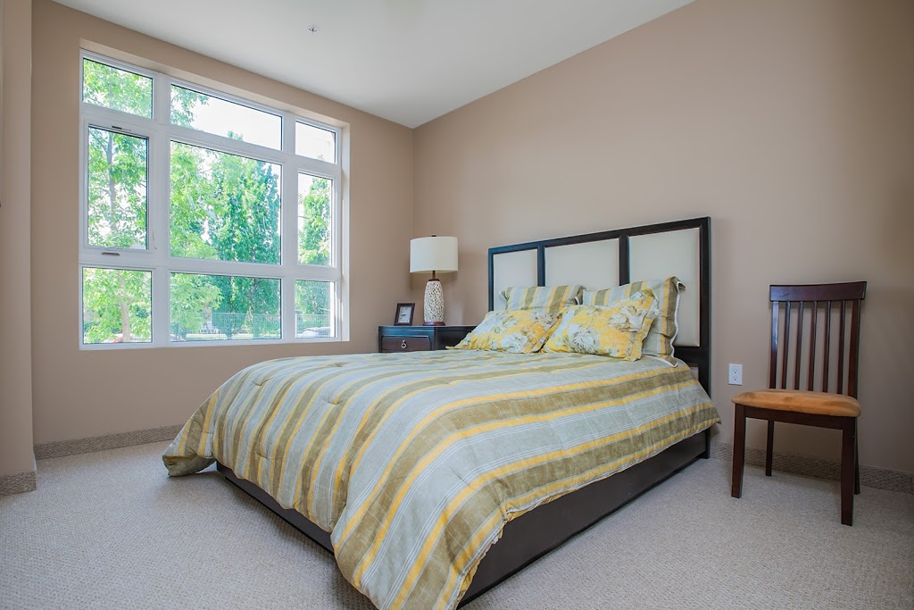 The Regency of Lakefield | 91 Concession St, Lakefield, ON K0L 2H0, Canada | Phone: (705) 651-2400