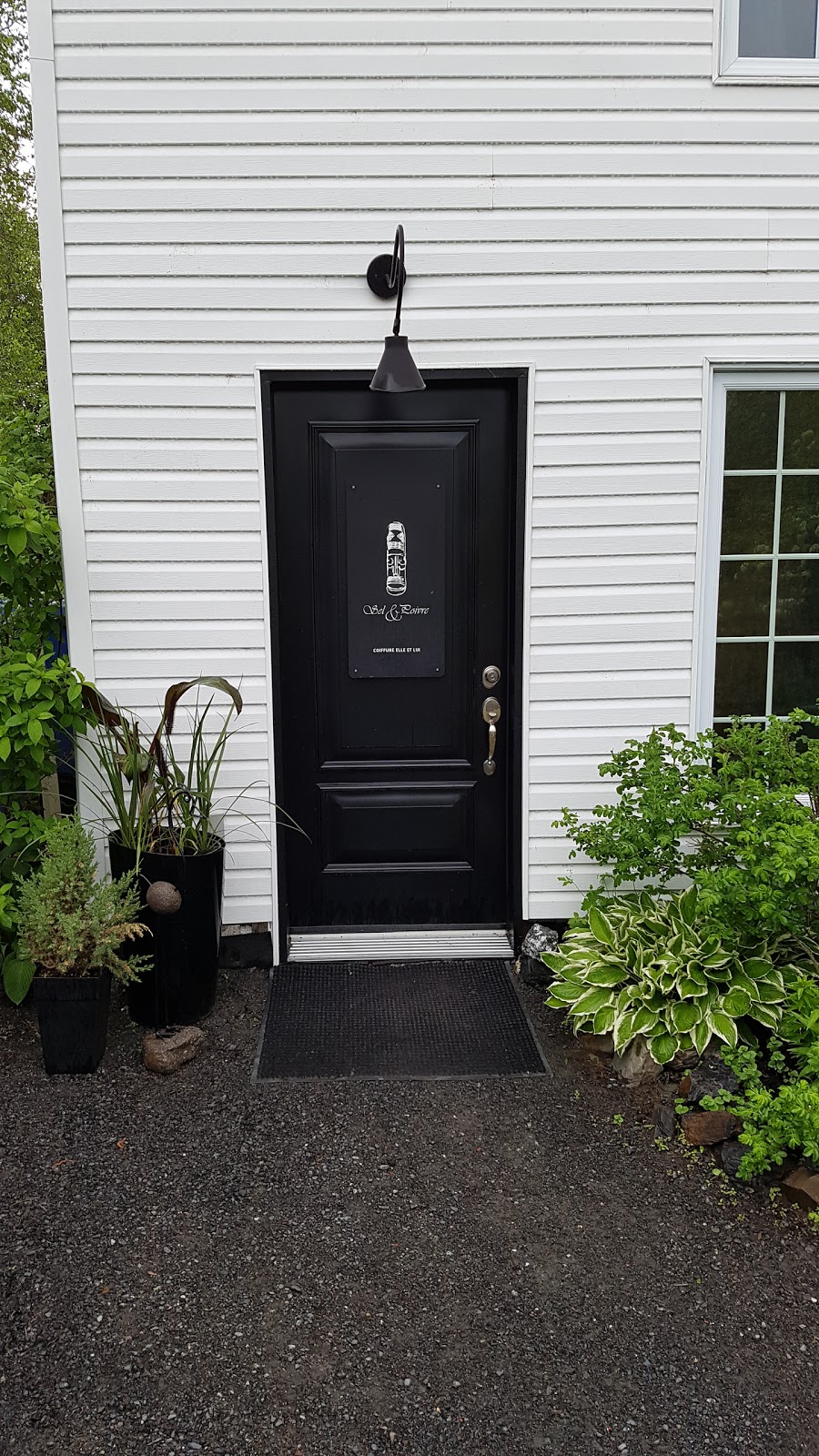 Coiffure Sel Et Poivre | 950 Rue Albert, Cowansville, QC J2K 3G6, Canada | Phone: (450) 263-6566