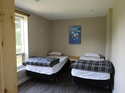 Blue Mountain rentals 219 Arlberg cr 8R | 219 Arlberg Crescent #8R, The Blue Mountains, ON L9Y 0M1, Canada | Phone: (705) 888-0660