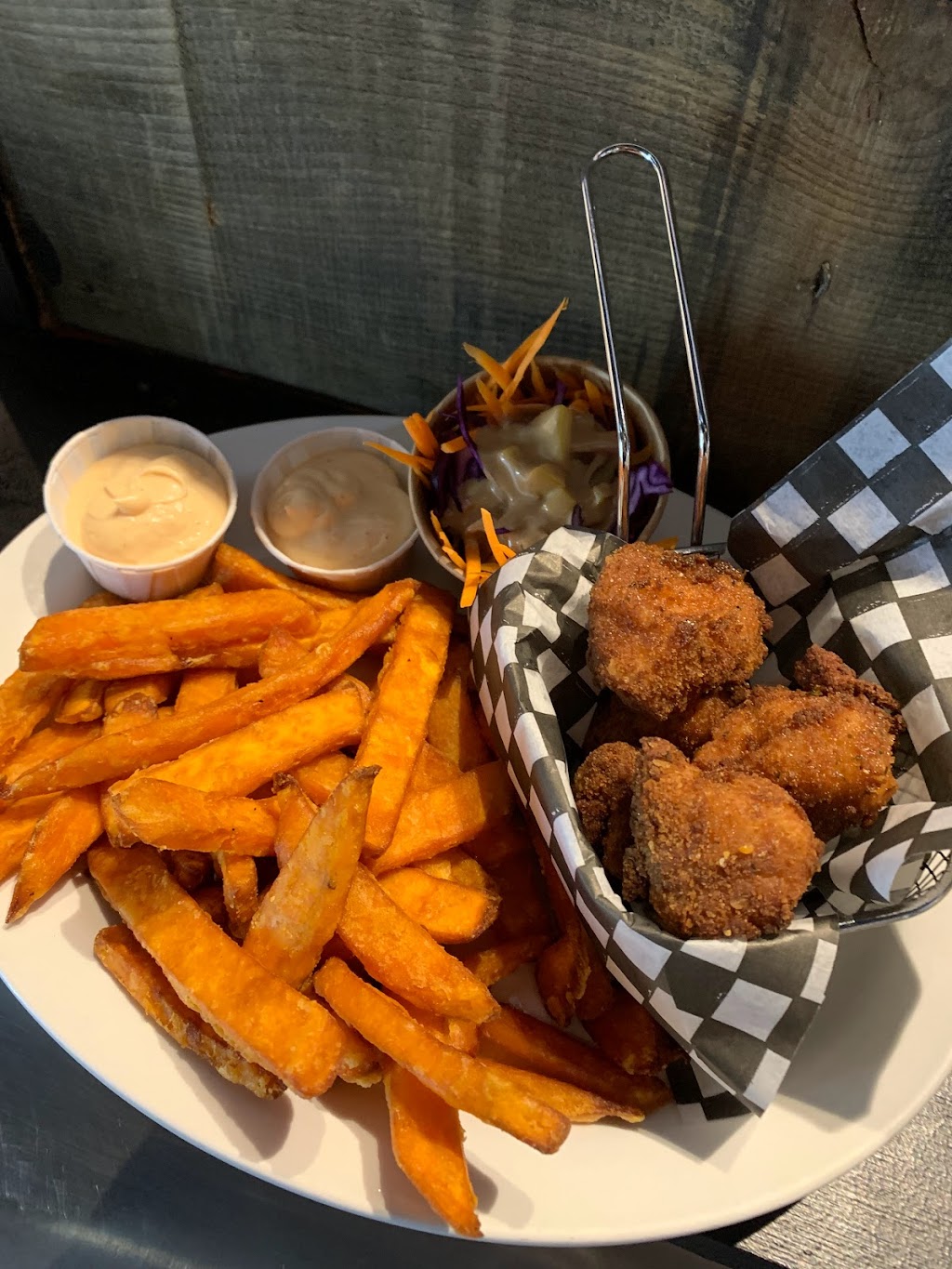 des Menus Plaisirs | 461 Rue Principale, Lachute, QC J8H 1Y4, Canada | Phone: (450) 409-6368