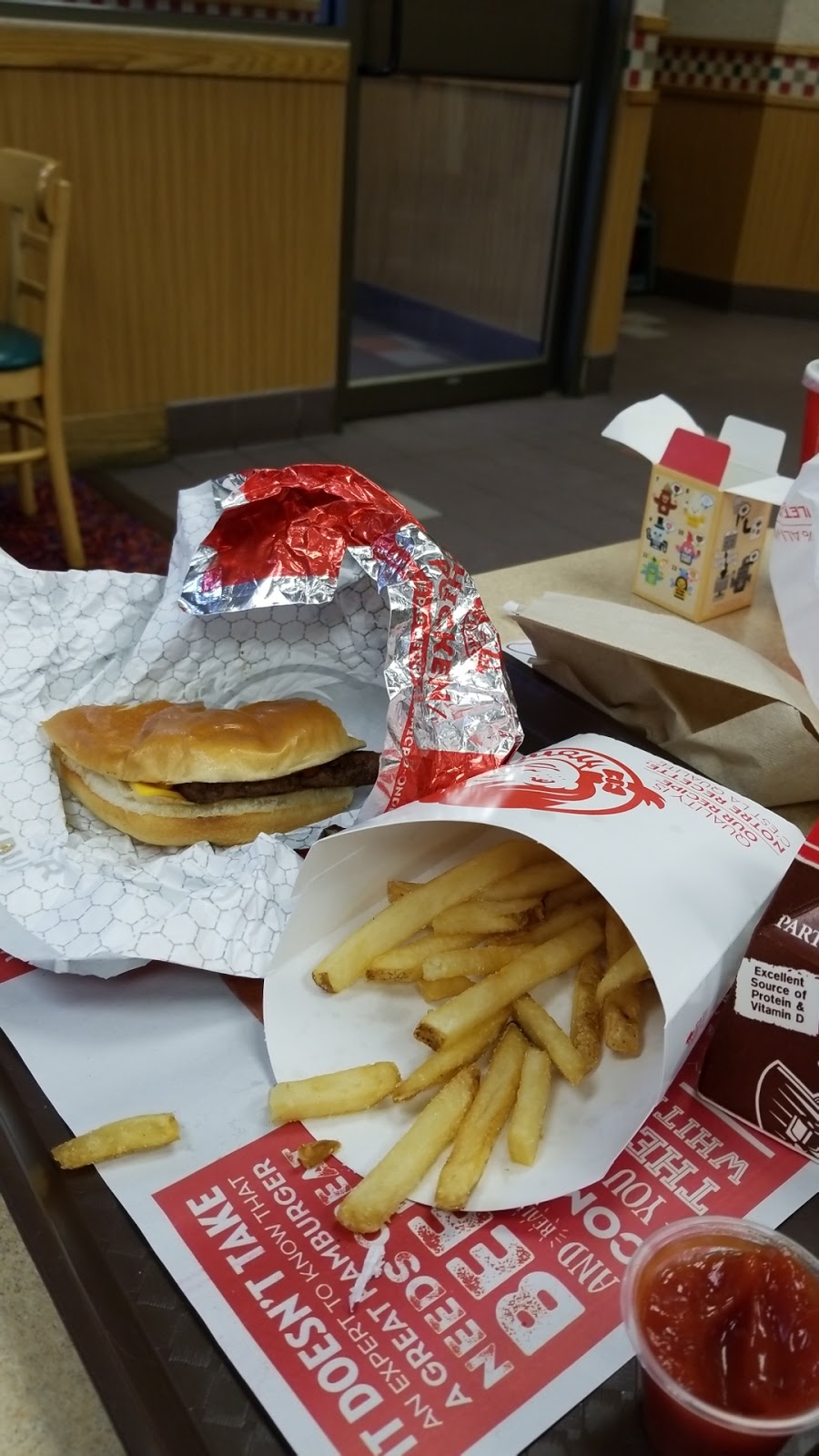 Wendys | 545 Memorial Ave, Orillia, ON L3V 7V5, Canada | Phone: (705) 325-5550