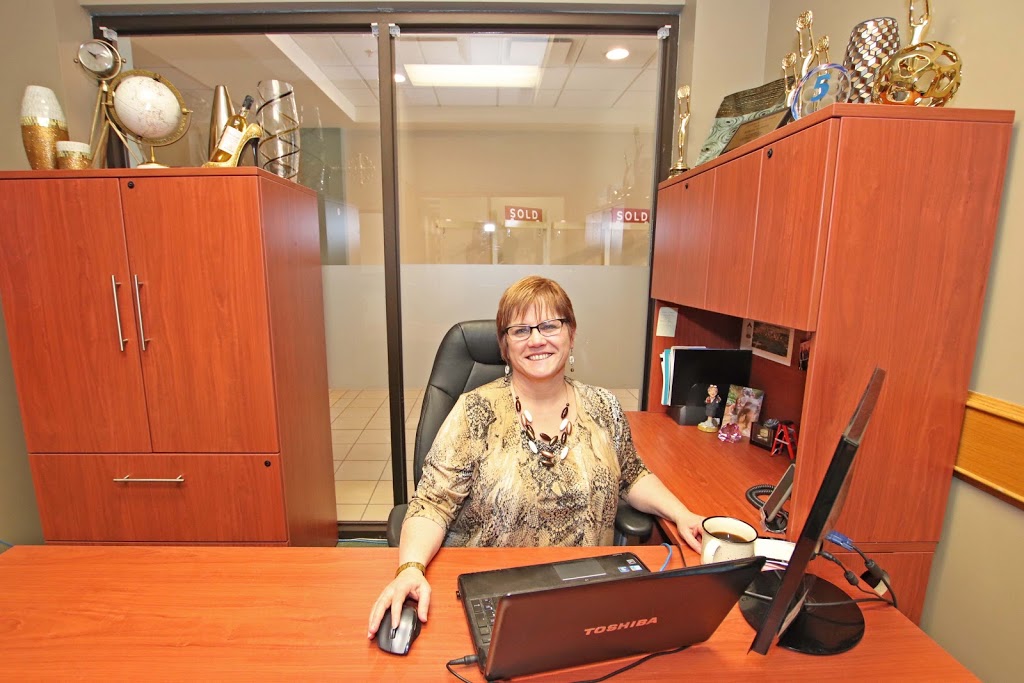 Peakman Group - Roberta Peakman - C21 Dome Realty Inc. | 4420 Albert St, Regina, SK S4S 6B4, Canada | Phone: (306) 529-7250