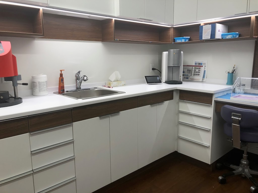 Centre dentaire NP | 16912 Route Transcanadienne, Kirkland, QC H9H 0C5, Canada | Phone: (514) 426-1228