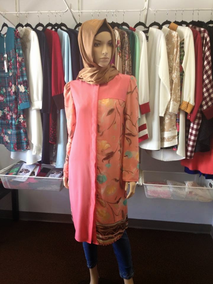 Shawl World Boutique | 490 Wonderland Rd S, London, ON N6K 3T1, Canada | Phone: (226) 700-6550