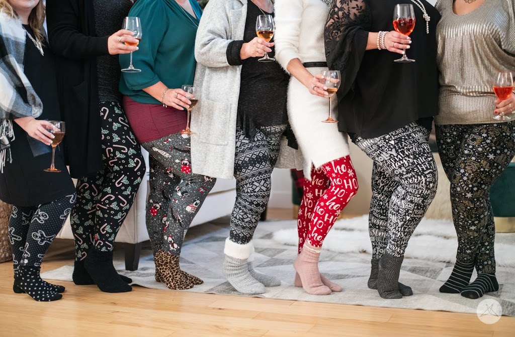 SweetLegs Langford with Katrina | 828 High Forest Pl, Victoria, BC V9B 0H6, Canada | Phone: (250) 857-5288