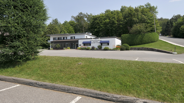 Les Salons Funeraires Guay Inc. | 955 Rue Grignon, Sainte-Adèle, QC J8B 2R7, Canada | Phone: (450) 229-3280
