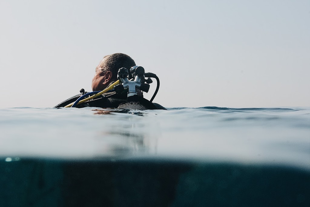 Scuba Diving Instructor | 107-5710 Teredo St - VO#2, Sechelt, BC V0N 3A0, Canada | Phone: (778) 989-8420