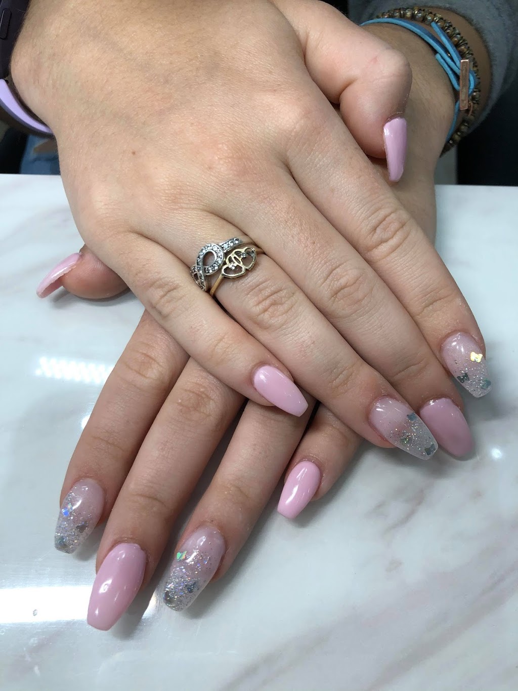 LV Nails & Spa | 24155 102 Ave #102, Maple Ridge, BC V2W 2C2, Canada | Phone: (604) 467-9883