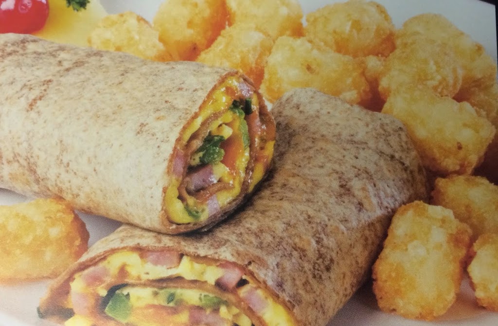 Humptys Family Restaurant - Oak Bluff | 4900 McGillivray Blvd, Oak Bluff, MB R4G 0B7, Canada | Phone: (204) 895-0007