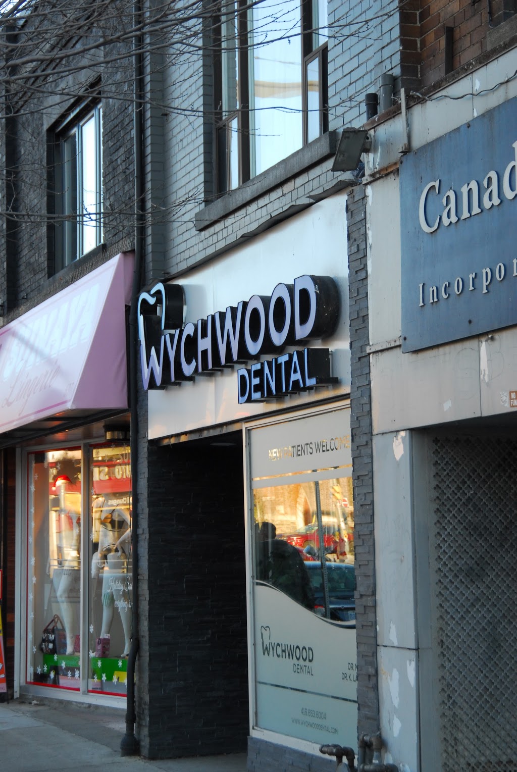 Wychwood Park Animal Hospital | 631 St Clair Ave W, Toronto, ON M6C 1A7, Canada | Phone: (416) 651-4801