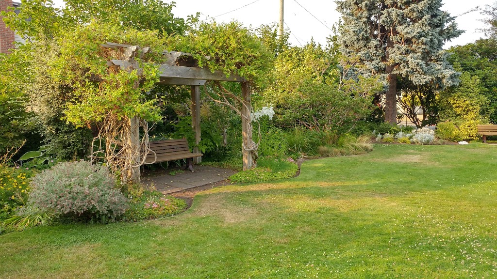 Lokier Garden | 2527 Thompson Ave, Victoria, BC V8R 3L2, Canada