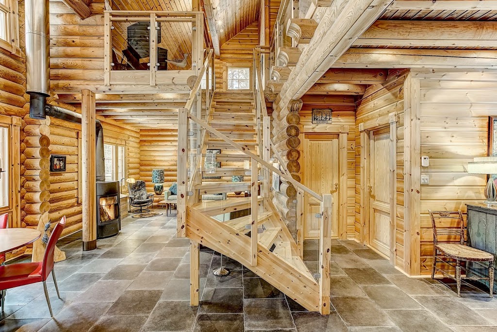 Boiseries Lanaudière | 2043 Rue de la Visitation, Saint-Charles-Borromée, QC J6E 7Y8, Canada | Phone: (450) 753-7171
