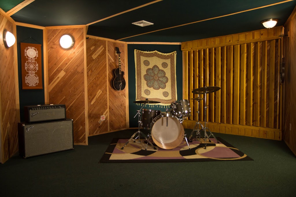 Mammoth Recording Studio | 1689 Main St, Buffalo, NY 14209, USA | Phone: (716) 424-0230