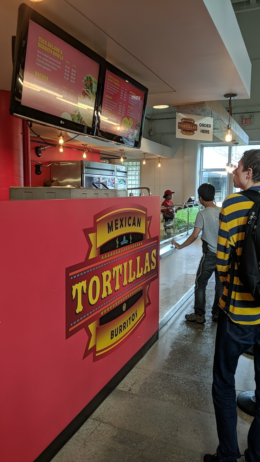 Mexican Tortillas Burritos | restaurant | 100 St George St, Toronto, ON M5S 3G3, Canada | 4169781309 OR +1 416-978-1309