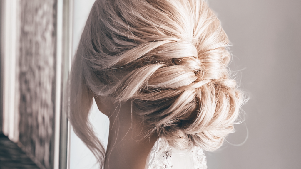 Viktoria Bridals - Mobile Wedding Hair & Makeup | 1299 Pelham Rd, St. Catharines, ON L2R 6P7, Canada | Phone: (905) 327-8584