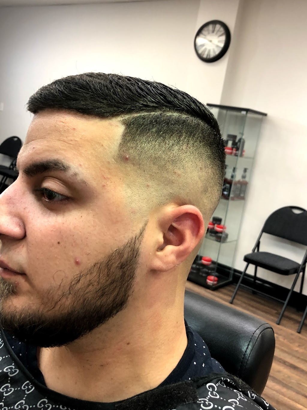 Golden Touch Barber Shop | 931 Fennell Ave E, Hamilton, ON L8V 1W9, Canada | Phone: (905) 318-6669