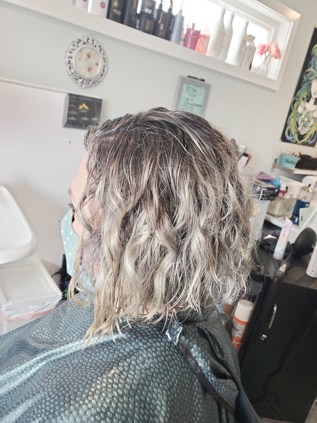 Lainys Locks and Lashes | 210 Main St NE, Altona, MB R0G 0B0, Canada | Phone: (204) 214-0304