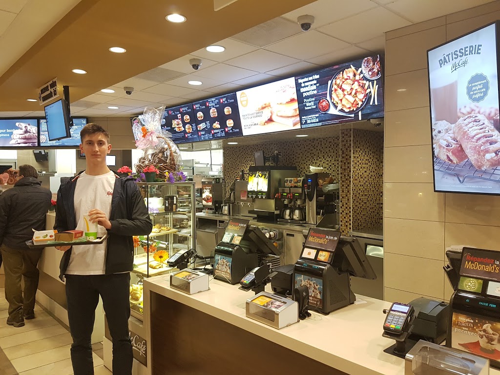 McDonalds | 3882 Boulevard Saint-Charles, Pierrefonds, QC H9H 3C6, Canada | Phone: (514) 620-4321