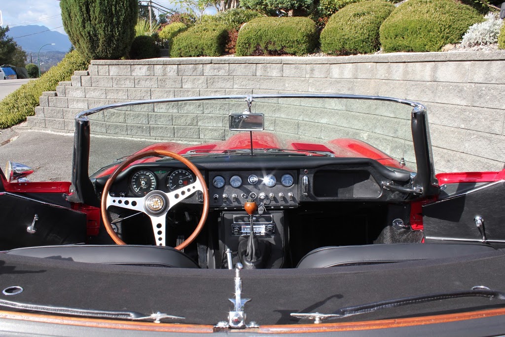 De Vellis Auto Centre Ltd | 124 E Columbia St, New Westminster, BC V3L 3V8, Canada | Phone: (604) 524-3688
