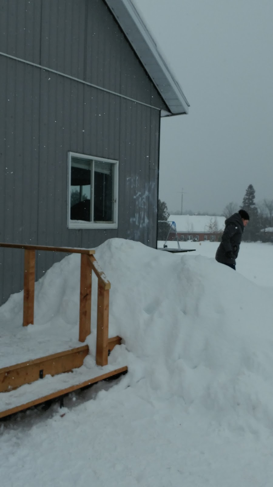 Parc Gordon-MacAulay | 11 Rue Pine, Bishopton, QC J0B 1G0, Canada | Phone: (819) 560-8484