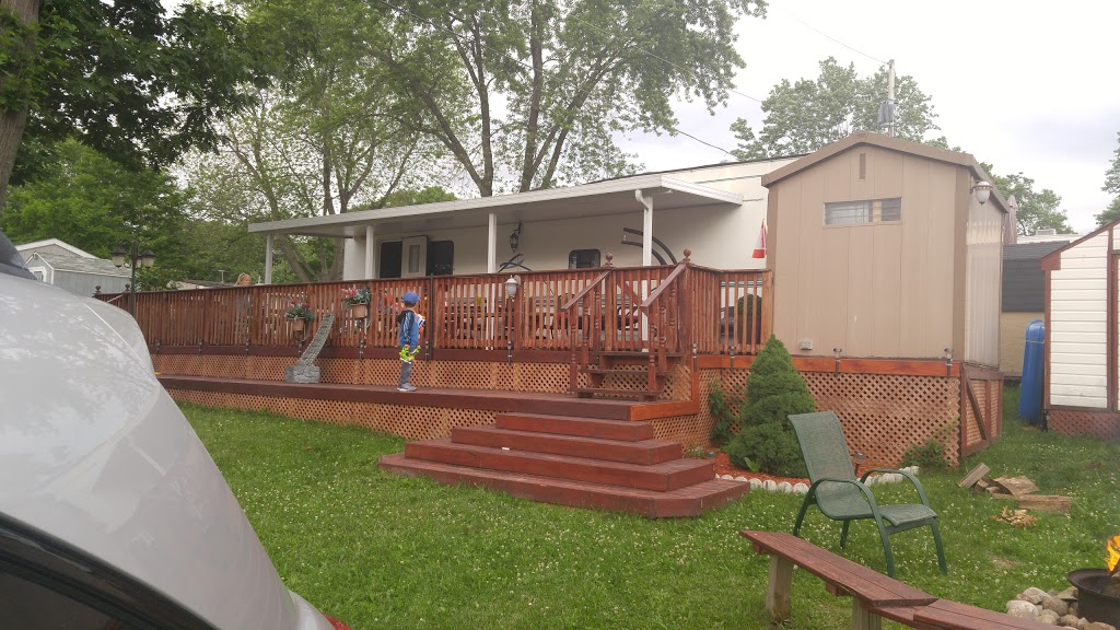 Smith Trailer Park Camp | Lakeshore Rd, Midland, ON L4R 0B9, Canada | Phone: (705) 245-0270