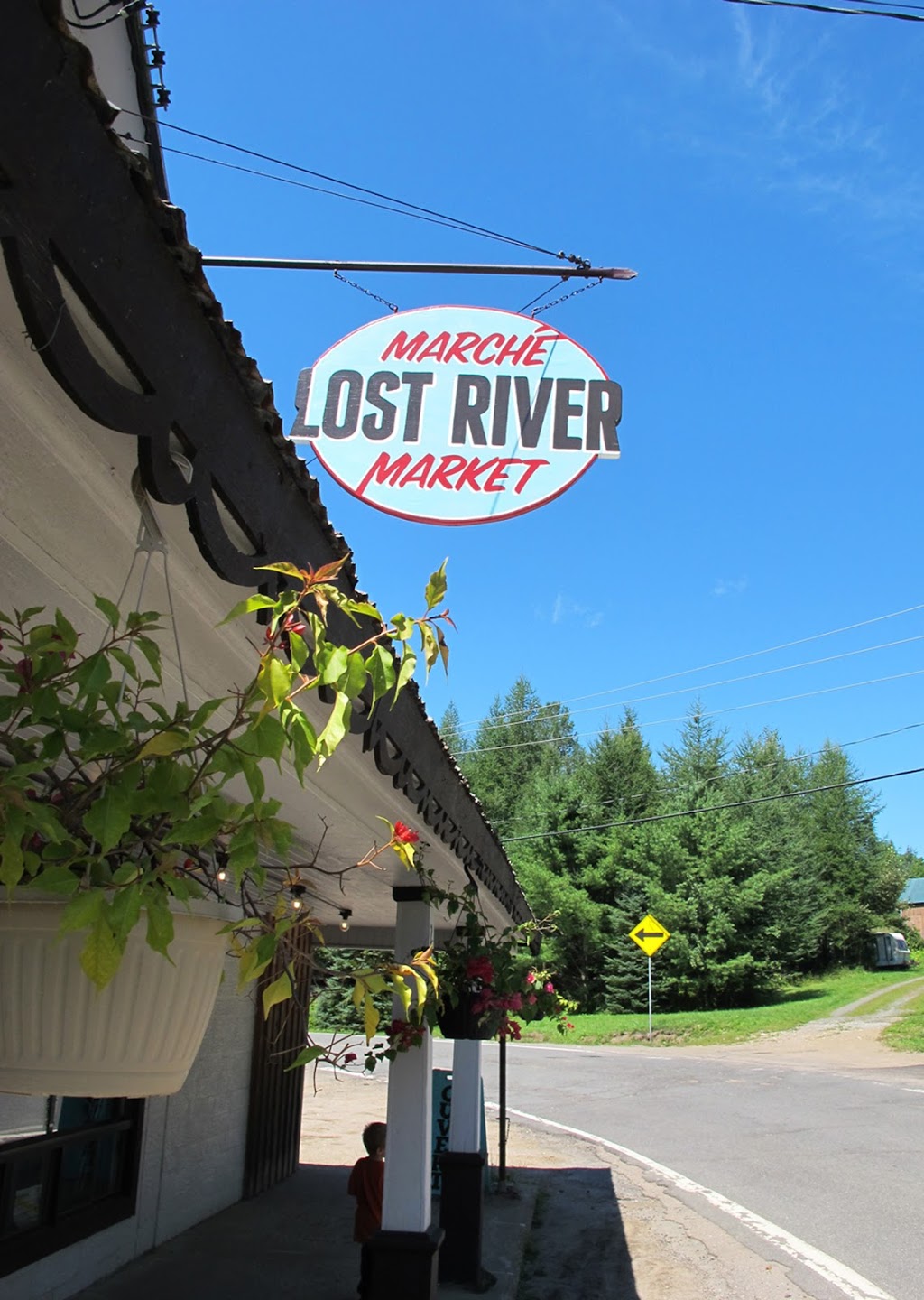 Marché Lost River | 2839 QC-327, Harrington, QC J8G 2T1, Canada | Phone: (819) 687-9667