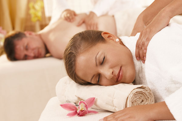 In Spa | 7355 Bayview Ave #202, Thornhill, ON L3T 5Z2, Canada | Phone: (905) 707-1880