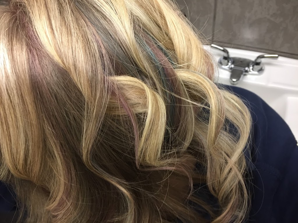 The Dragonfly Room Salon Spa | 32 Matchedash St N #101, Orillia, ON L3V 4T6, Canada | Phone: (705) 326-1028