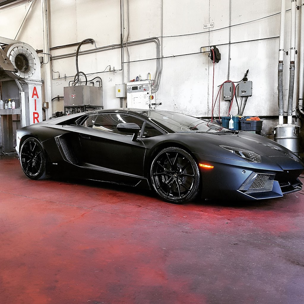 Auto Salon | 7091 Hurontario St, Mississauga, ON L5S 1Z8, Canada | Phone: (905) 565-0093