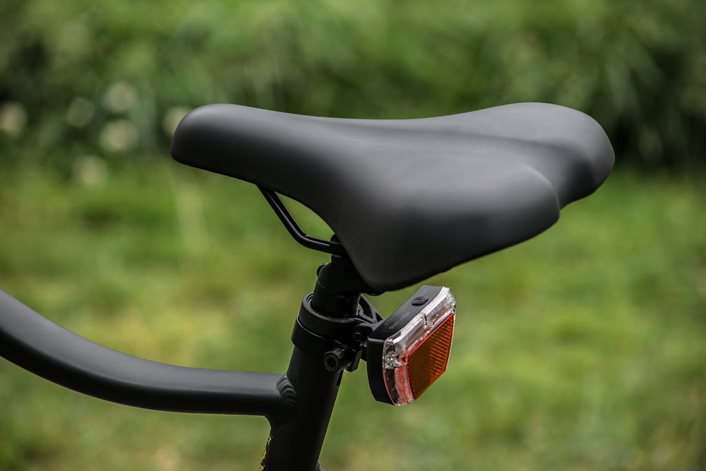 Vibe Ride e-Bikes & E-Scooters Store | 10242 152 St #102, Surrey, BC V3R 6N7, Canada | Phone: (844) 746-8129