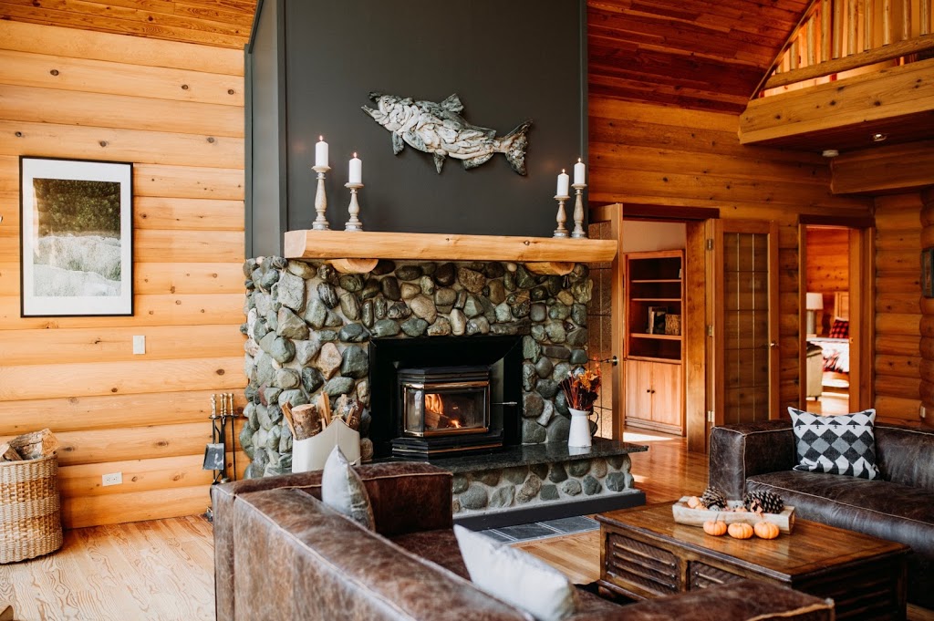 Cowichan River Lodge | 7461 Hudgrove Rd, Lake Cowichan, BC V0R 2G0, Canada | Phone: (778) 902-8147