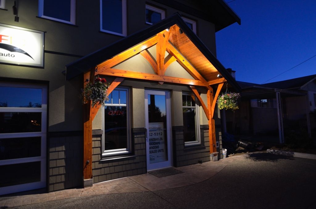 North Pacific Window | 142 Fern Rd E, Qualicum Beach, BC V9K 1S7, Canada | Phone: (250) 752-5312
