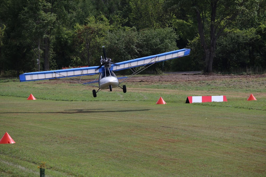 Aerodrome Saint-Bernard de Lacolle | 284 Rang Fisher N, Saint-Bernard-de-Lacolle, QC J0J 1V0, Canada | Phone: (450) 246-3389