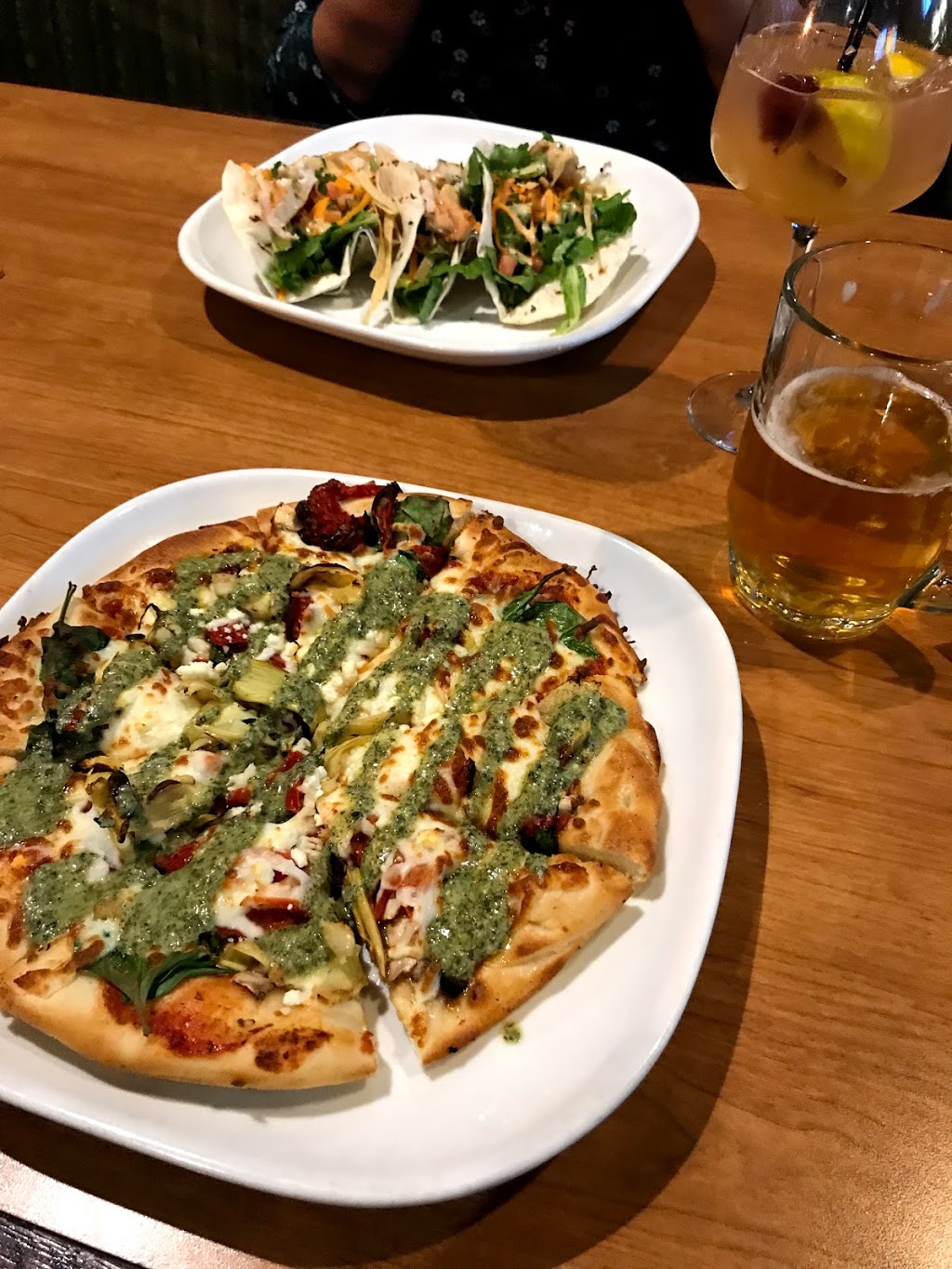 Boston Pizza | 140 Crowfoot Crescent NW, Calgary, AB T3G 2W1, Canada | Phone: (403) 239-3333