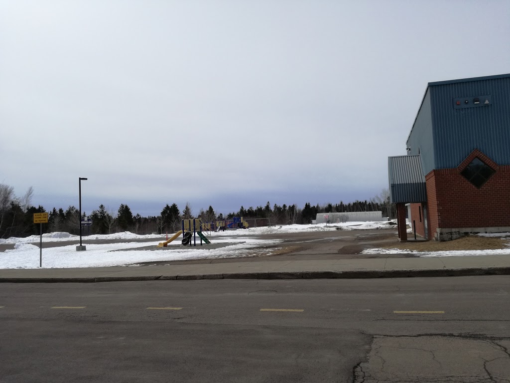 Magnetic Hill School | 3346 Route 126, Lutes Mountain, NB E1G 2X4, Canada | Phone: (506) 856-3428
