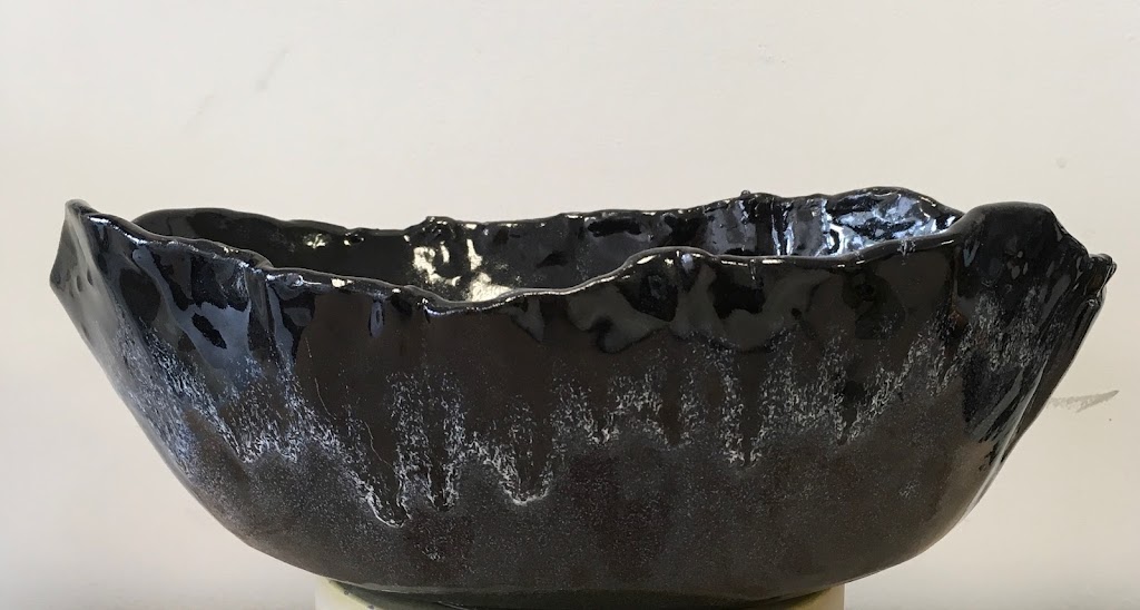Susan Nichol Pottery | 995 Heritage Dr, Kincardine, ON N2Z 0C2, Canada | Phone: (519) 955-2326