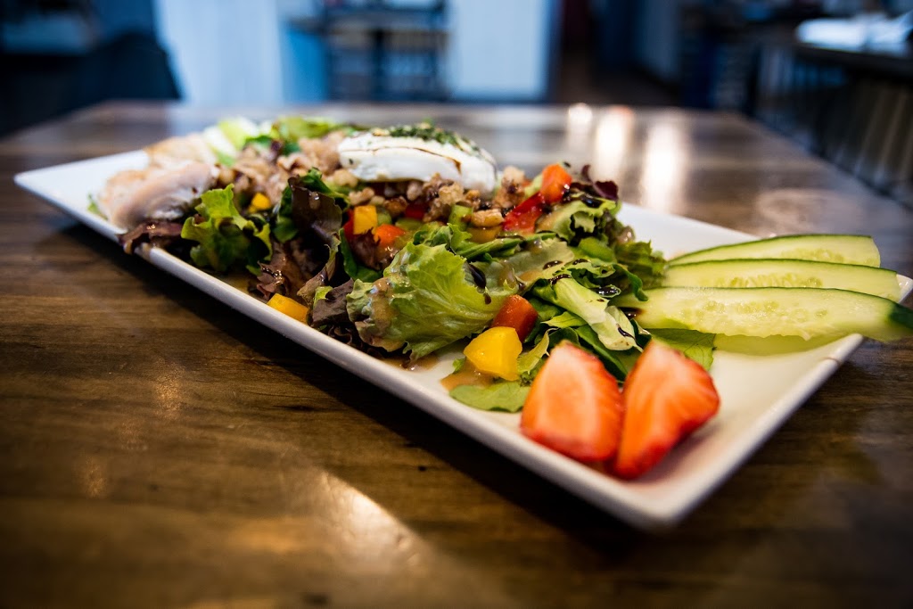 The Boathouse Eatery | 177 King St, Midland, ON L4R 3L9, Canada | Phone: (705) 527-7480