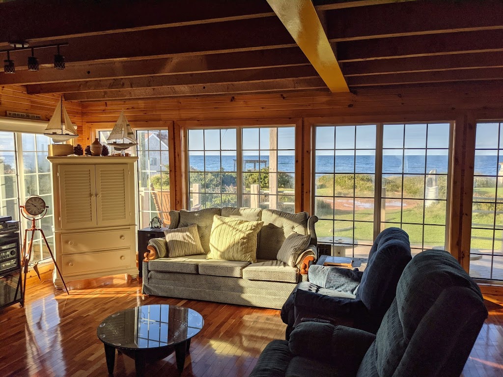 Sandpiper Beach House | 515 Doyles Beach Rd, Mount Stewart, PE C0A 1T0, Canada | Phone: (905) 320-6803
