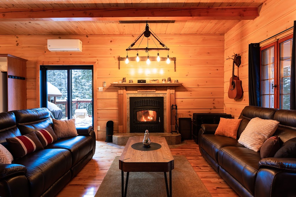 Chalets Brise Du Nord | 269 Av. Alain-Collette, Chertsey, QC J0K 3K0, Canada | Phone: (514) 677-8580