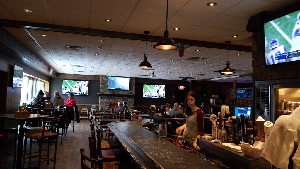 Waterfront Beach Bar & Grill | 103 1 St, Regina Beach, SK S0G 4C0, Canada | Phone: (306) 729-2020