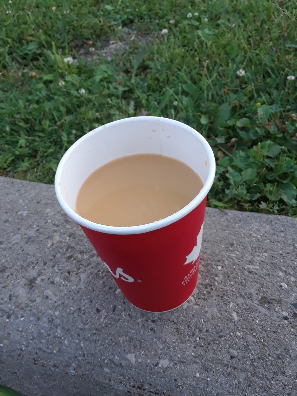 Tim Hortons | 1765 Oxford St E, London, ON N5V 2Z6, Canada | Phone: (519) 951-0180