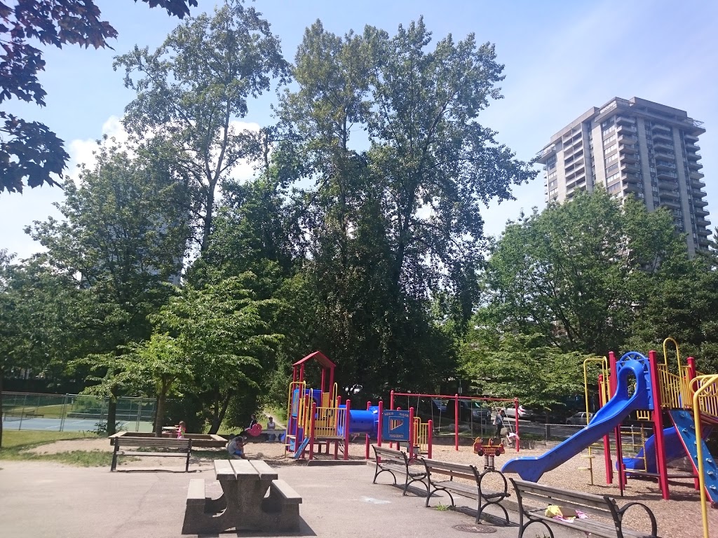 Keswick Park | 9452 Cardston Ct, Burnaby, BC V3N 4R6, Canada | Phone: (604) 294-7450