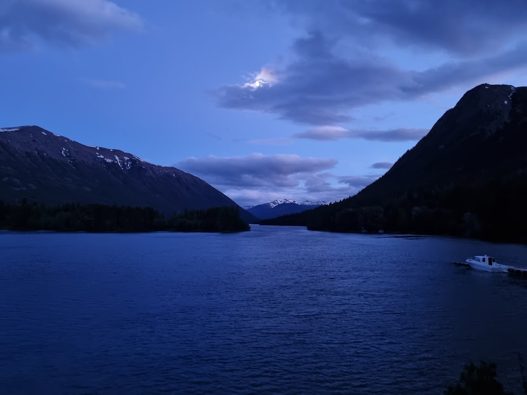 Bear Camp | Cariboo J, BC V0L 1W0, Canada | Phone: (778) 417-0091