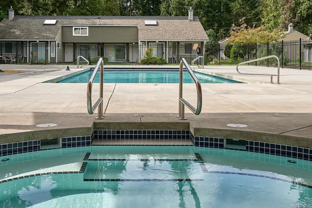 SHEL Cottage | Resort Way, Parksville, BC V9P 2T6, Canada | Phone: (778) 676-8400