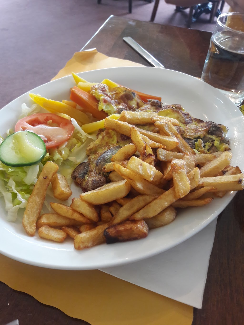 Restaurant LHorizon | 775 Rue St Laurent, Saint-Siméon, QC G0T 1X0, Canada | Phone: (418) 471-0606