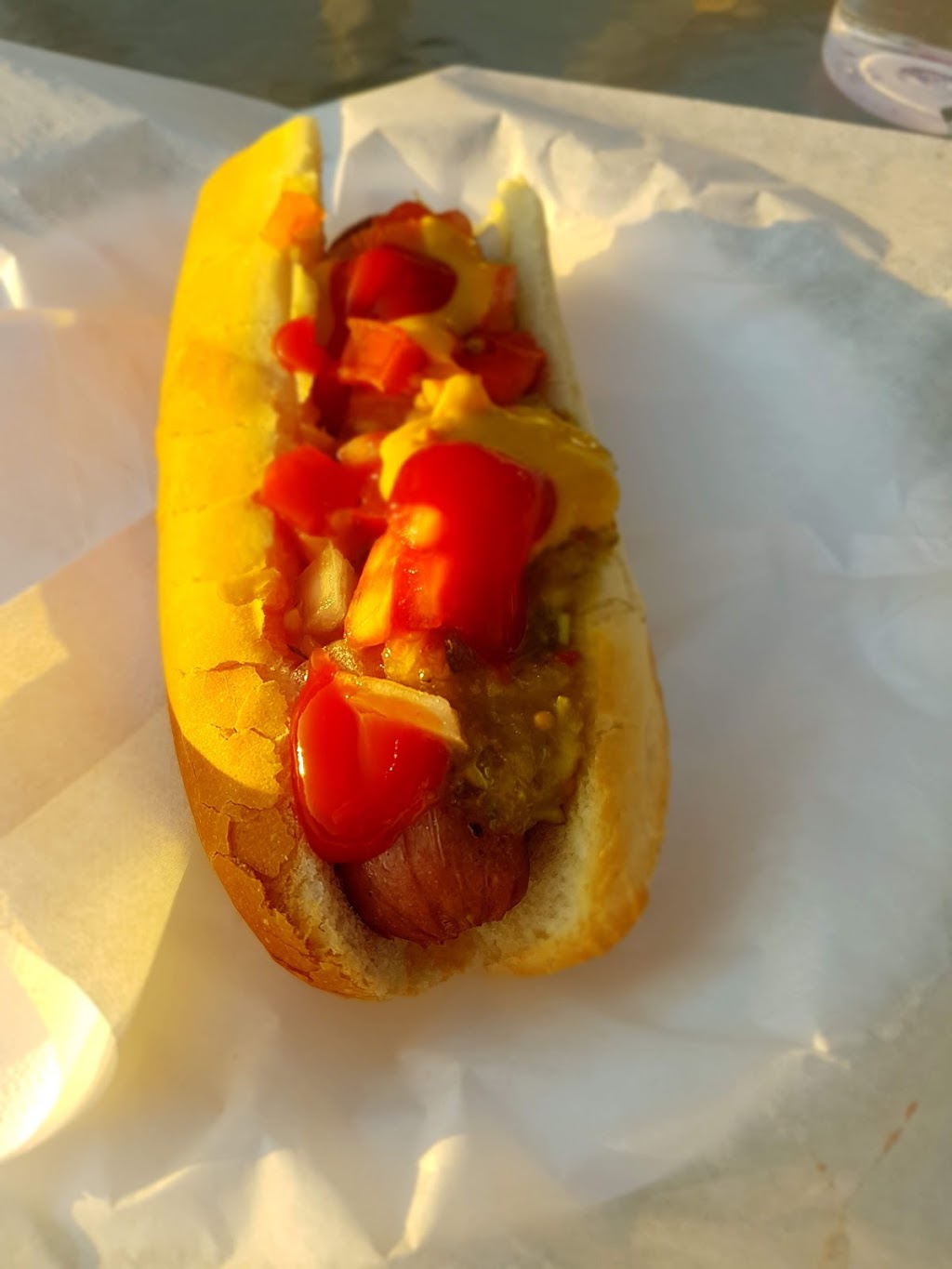 Rockys Drive-In | 520 Elizabeth St, Guelph, ON N1E 6C3, Canada | Phone: (519) 824-8088
