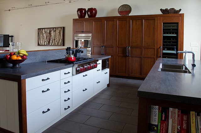 Marylyn Joel Interior Designer | 559 Tenth St, Collingwood, ON L9Y 4K6, Canada | Phone: (705) 445-9755